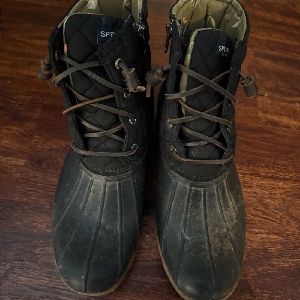 Sperry Black Quilted Winter Boots